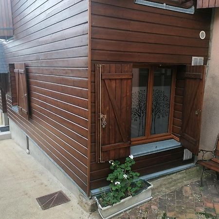 Le Petit Chalet: Cozy Apartment Near Old Town with Breakfast Le Mans Exterior photo