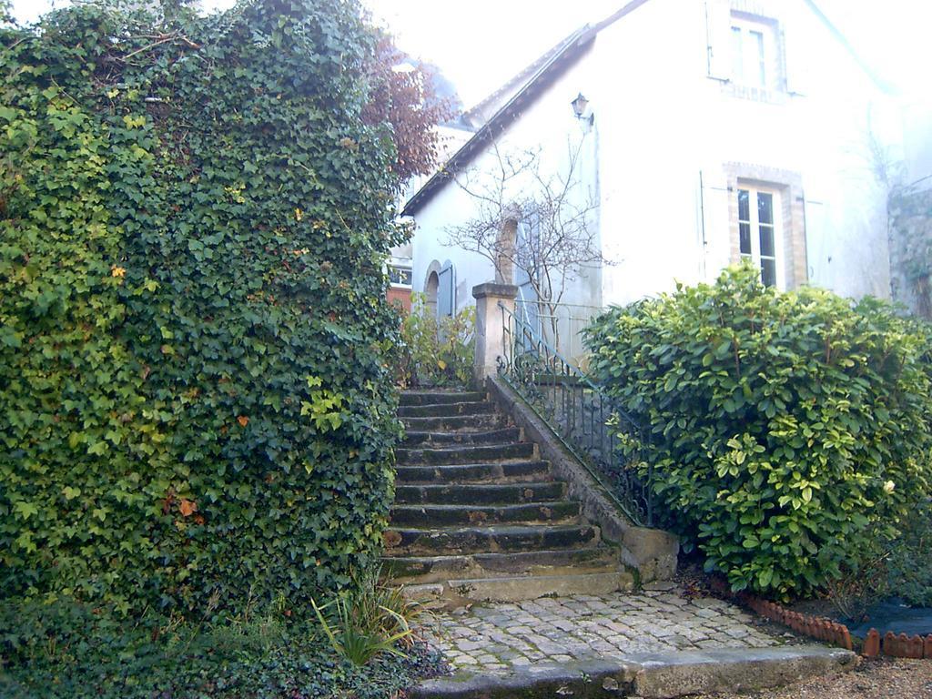 Le Petit Chalet: Cozy Apartment Near Old Town with Breakfast Le Mans Room photo